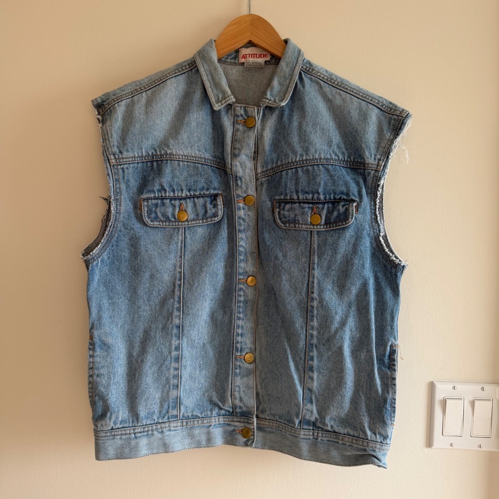 Attitude Eaton Vintage Denim Vest Light Wash Blue Medium 92001 Trucker Jacket